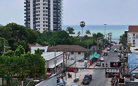 4 Palms Hotel Pratumanak Pattaya